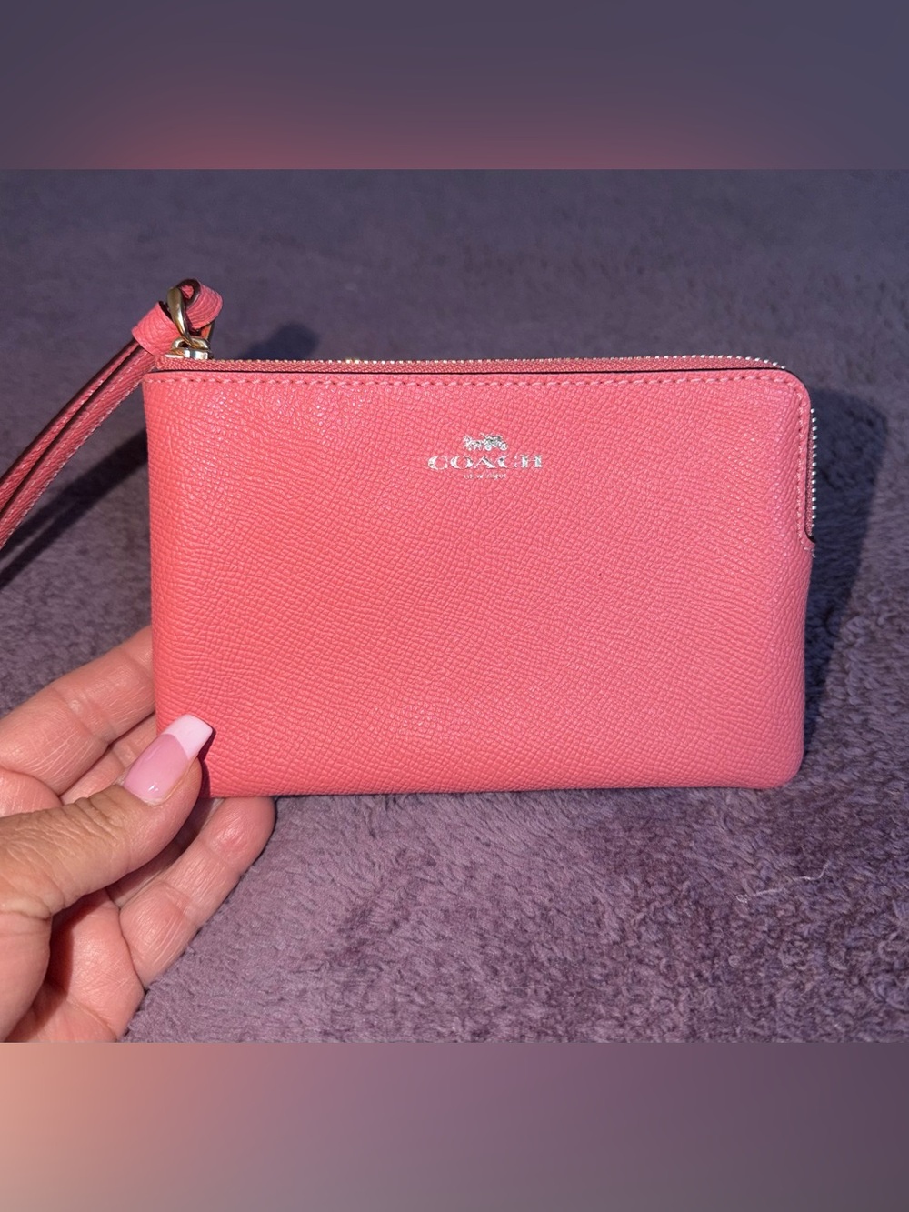 Coach 🧡 Coral Pink Zip Card Case Wristlet